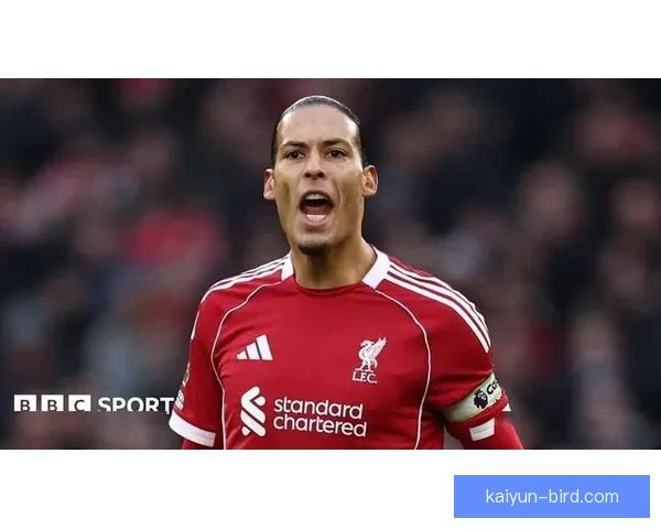 范戴克最年轻队长纪录持续被关注，领导力备受认可